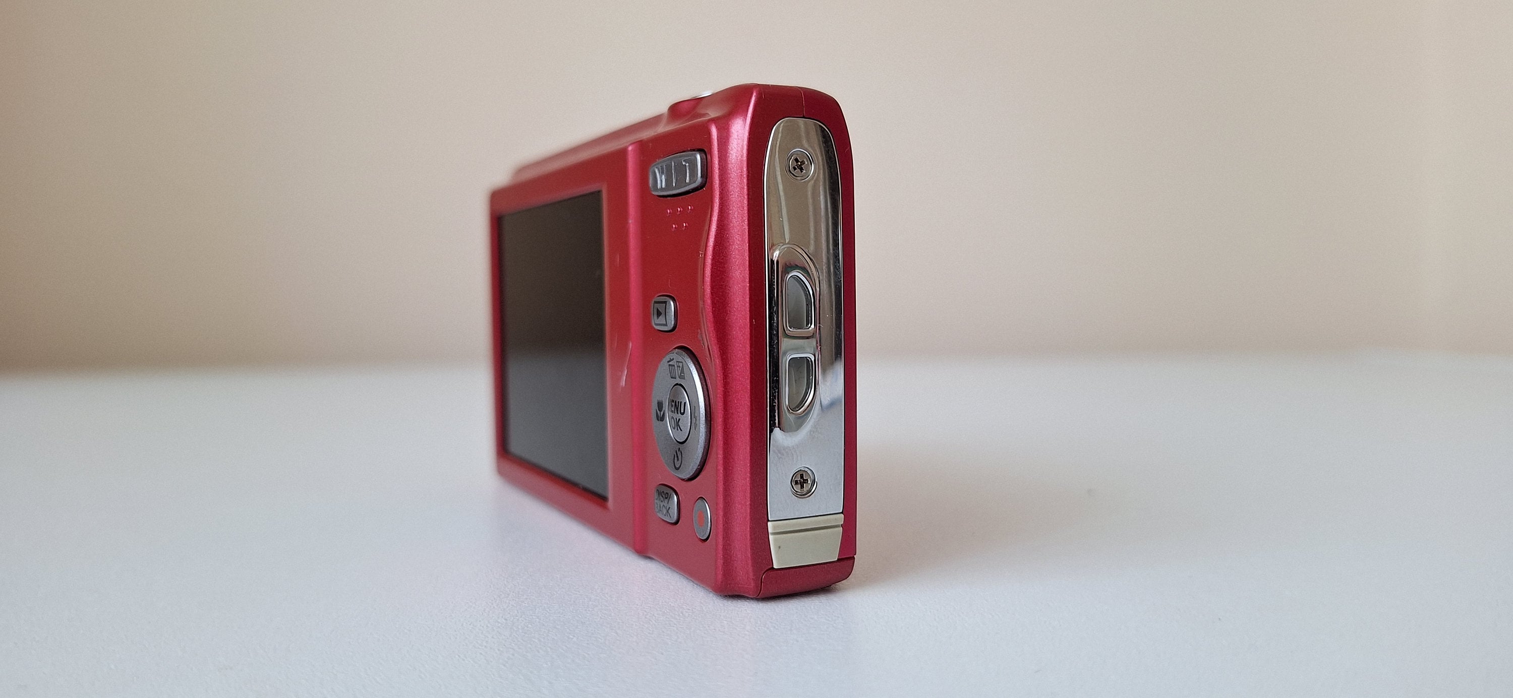 Fujifilm FinePix Z110 Rose – Appareil Photo Numérique Compact 14 MP – Quasi Neuf (du Japon)