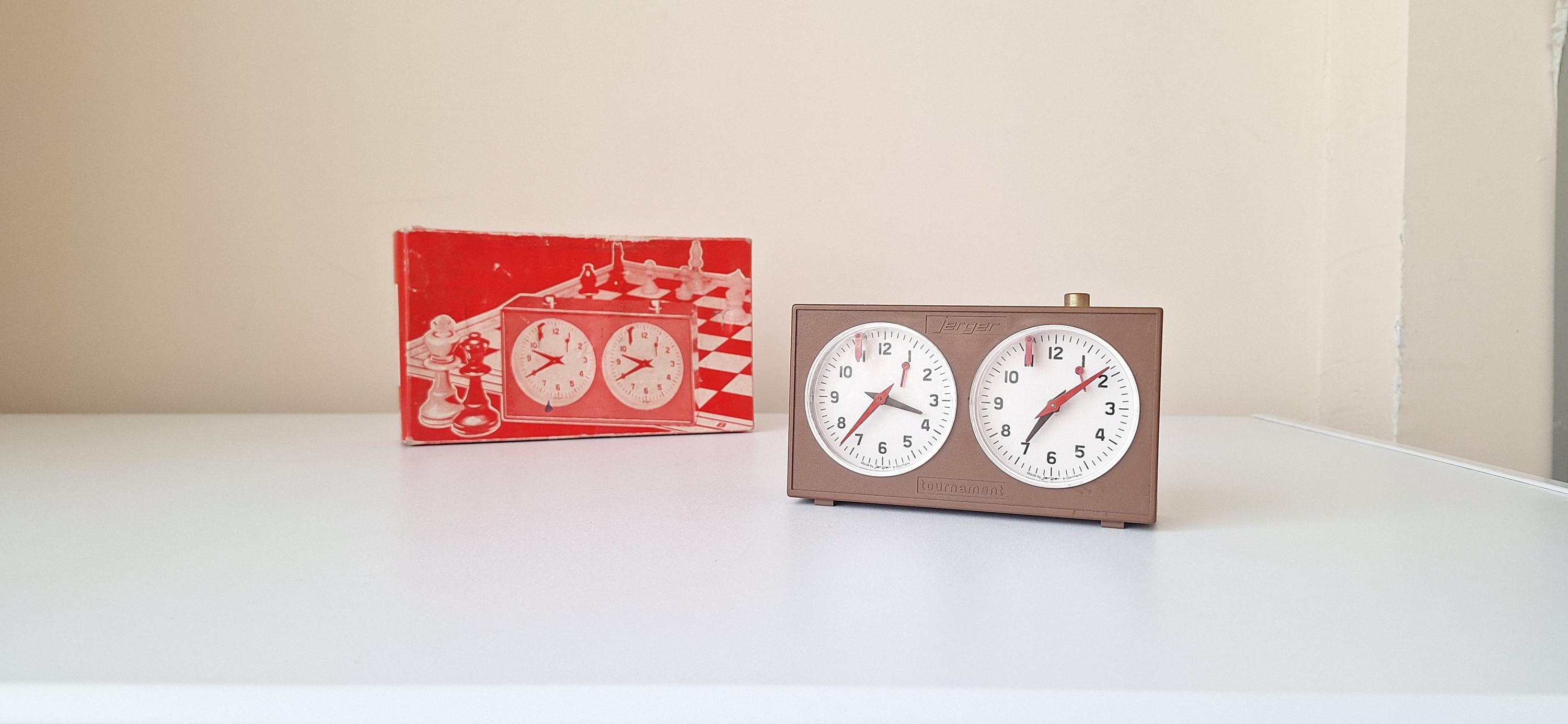 Antique Jerger Chess Clock: Mechanical Tournament Timer