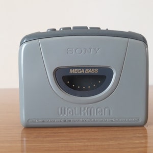 Sony Walkman WM-EX192 Vintage - Lecteur Cassette Portable, Couleur Champagne, Années 90