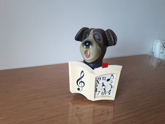 80s DJ DOG alarm 目覚まし時計　フィギュア　ヴィンテージ Vintage Barking Dog Alarm Clock: Rare 1980s Book Clock - Etsy