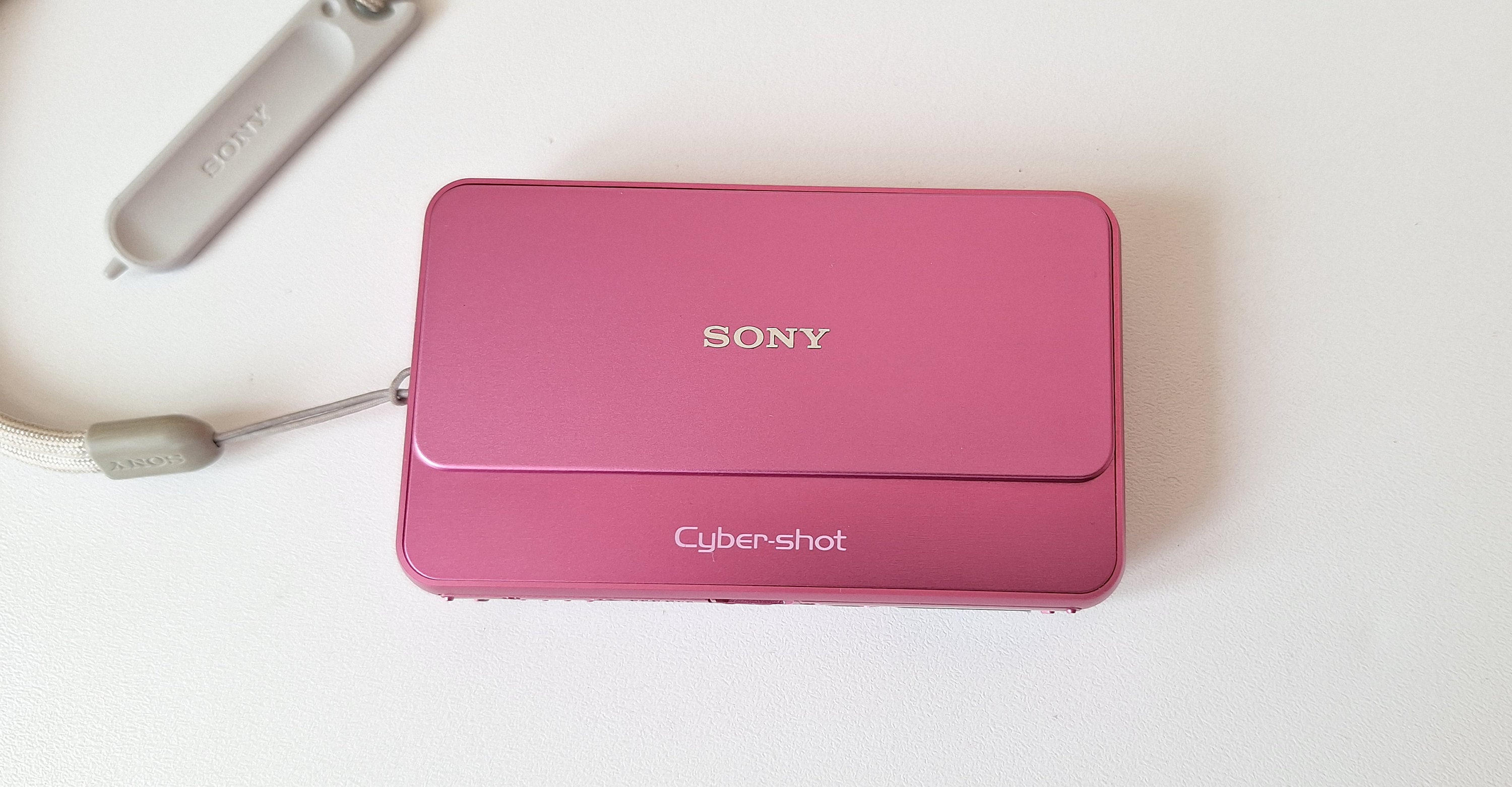 Vintage Rare Pink Sony Cybershot DSC-T99, Sony Camera