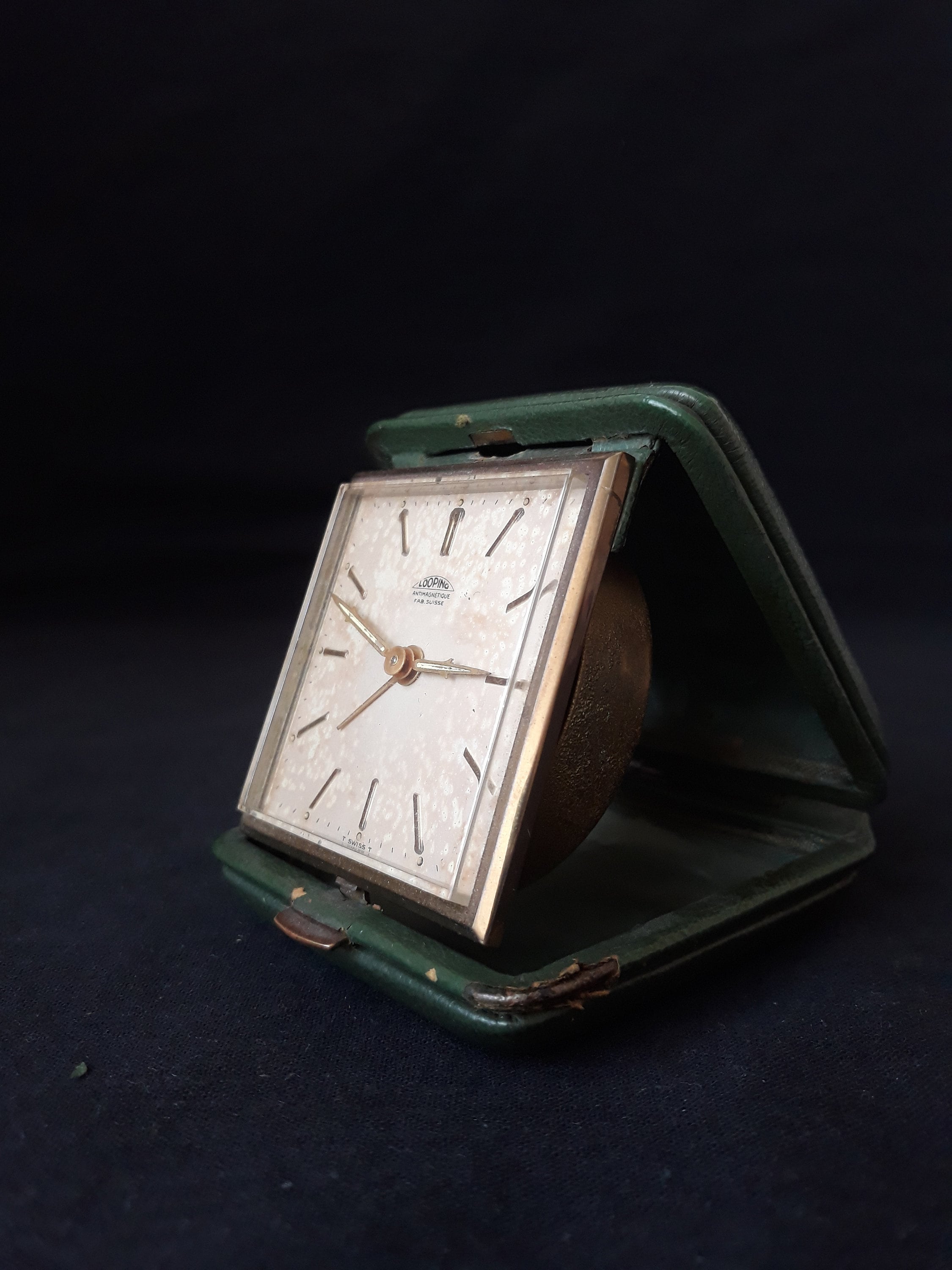 ◾️2品まとめて◾️LOOPING置時計とRhythm折りたたみアラームクロック時計