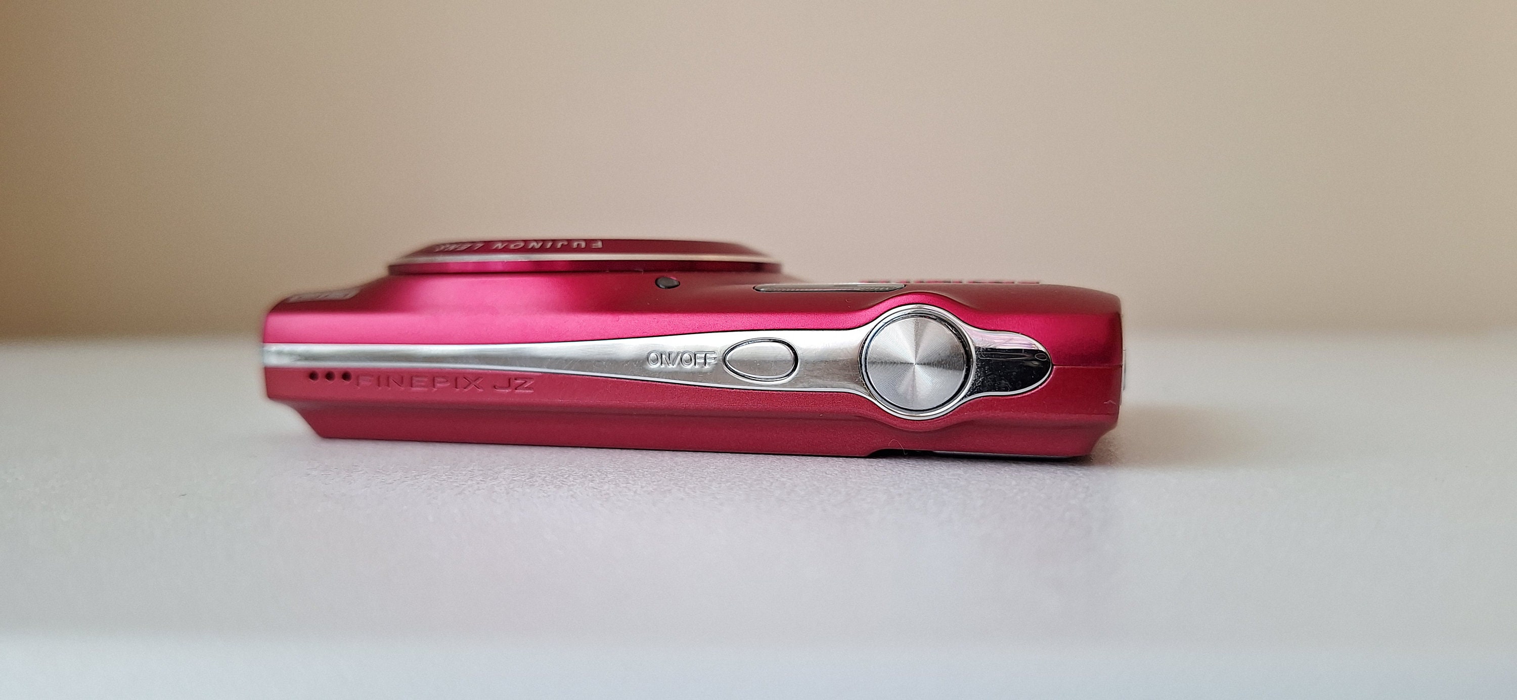 Appareil photo numérique compact FUJIFILM FinePix XP10 rose