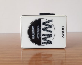 ヴィンテージ ソニー ウォークマン WM B10 カセットプレーヤー