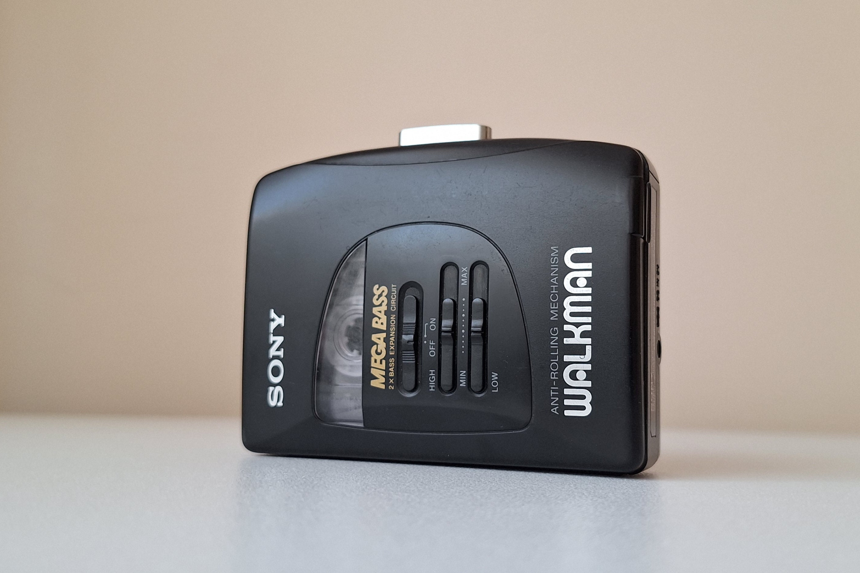 SONYカセットウォークマンWM-EX116 SONYカセットウォークマンWM-EX116 Sony Walkman WM-EX116