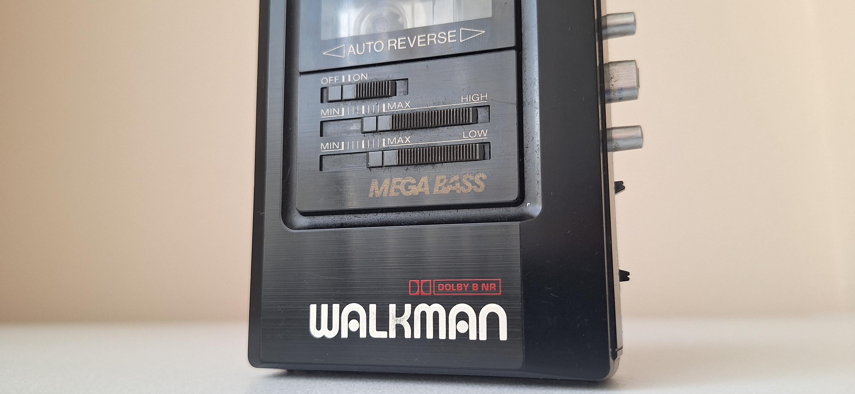 ビンテージ ソニー ウォークマン WM B47 カセットプレーヤー - 完全