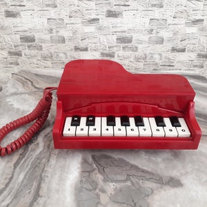 Vintage Piano Telephone: Nostalgic Musical Phone