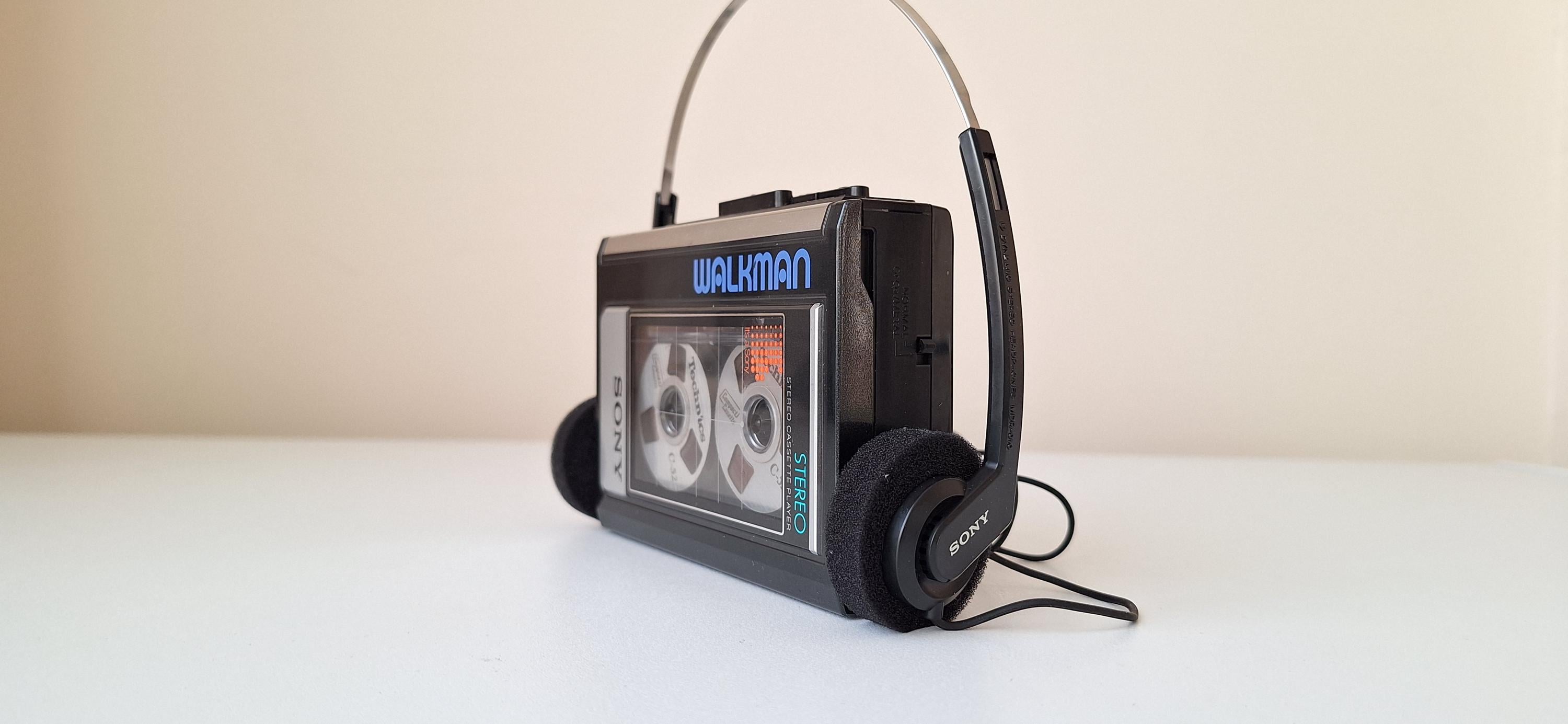 Vintage Sony Walkman WM 32: Rare Cassette Player, Made in
