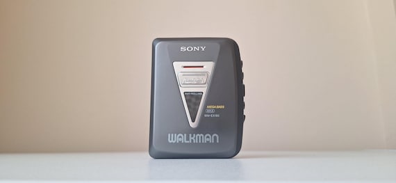 ビンテージ ソニー ウォークマン WM EX 180 カセットプレーヤー