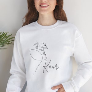 Sudadera con capucha Kaur Crewneck / Suéter Kaur / Sudadera Kaur para mujer / Ropa con dicho punjabi / Definición de Kaur / Ideas de regalos sij