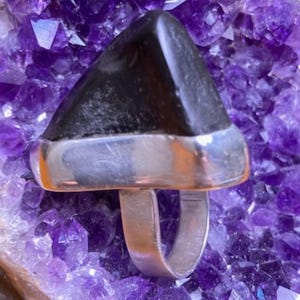 Obsidian and Sterling Silver ring size 7