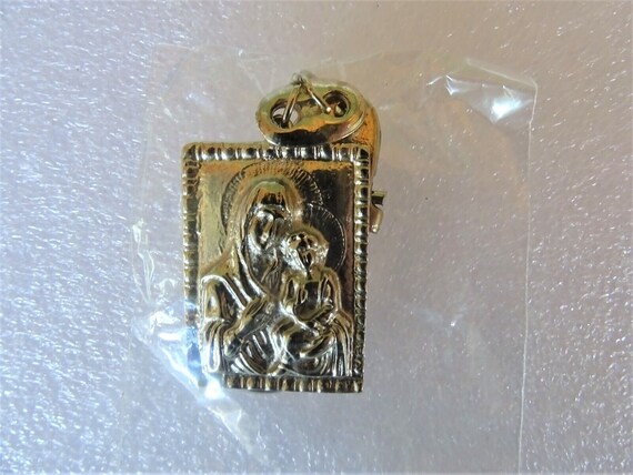 Christian keychain with an image of the Virgin Ma… - image 7