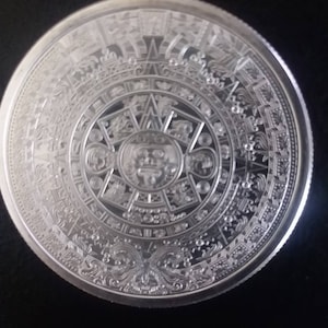 Aztec Calendar 1 oz. Silver Round .999 Fine B/U