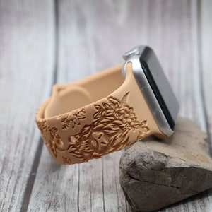Highland cow watch band for apple watch Western Personalized Engraved Silicone Gifts for her, mom, sister, aunt. fashion gift