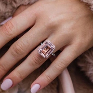 Gorgeous 14k Solid Gold Anniversary Ring with 4 Carat Morganite - Perfect Gift for Her, Stunning 4 Carat Statement Piece
