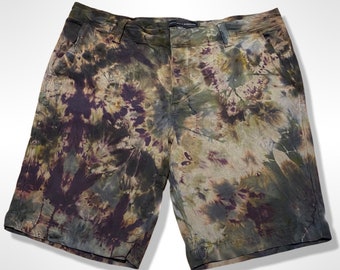 Upcycled Sanctuary by Anthropologie Navy Camo Fatigue Green Ice-Dye Cotton Bermuda Shorts with Pockets