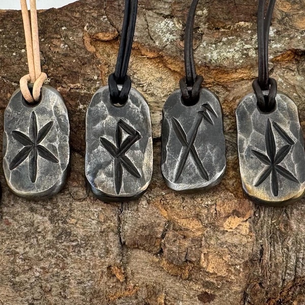 Viking Bind Rune ijzeren hanger met leren of wax katoenen koord, Blacksmith Made.