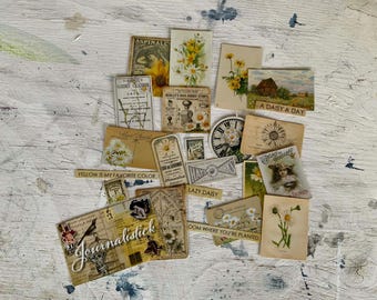 Retro advertising garden inspired sayings, labels and advertisements.22 stickers in the pack.