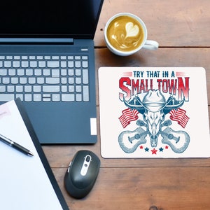 Versuchen Sie dass in einer kleinen Stadt Mousepad