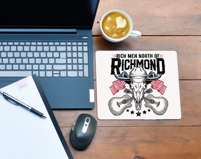 Rich Men North Mouse pad