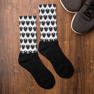 Unisex Skull & Racket Printed Tennis Socks - Pirate Crew Socks - Gift for Tennis Lovers