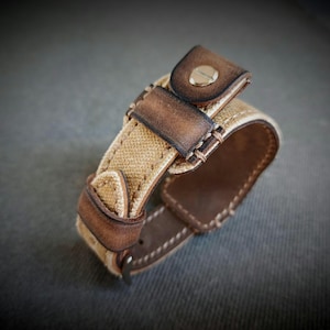 BundStrap.Handmade Vintage Aviator Watch Strap - Distressed Leather & Camel color Canvas - Bund Style.Open-ended.