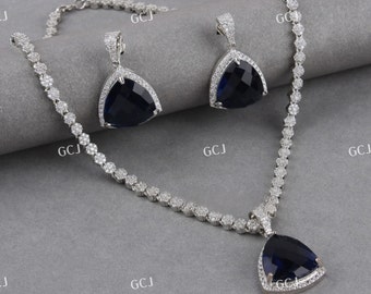 35.0 CT Blauer Saphir Trillion Hochzeitshalskette In 925 Sterling Silber, Saphir Anhänger Halskette, Anhänger Halskette, Silber Anhänger Halskette