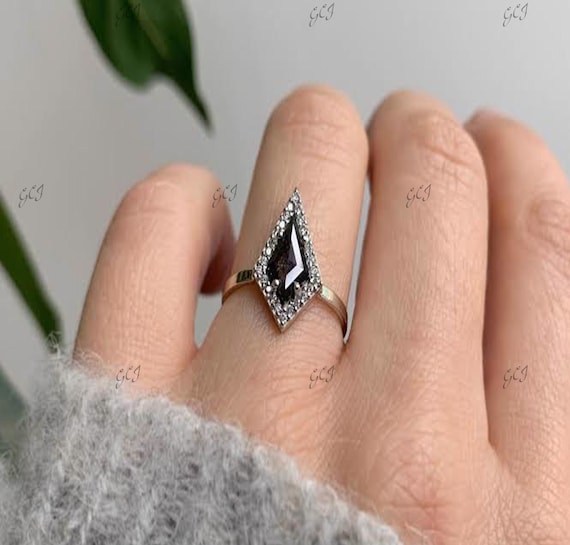 2.20 Carat Black Pear cut diamond Engagement wedding Ring set in 925 Sterling Silver,solitaire ring wedding ring set,kite ring,womens rings