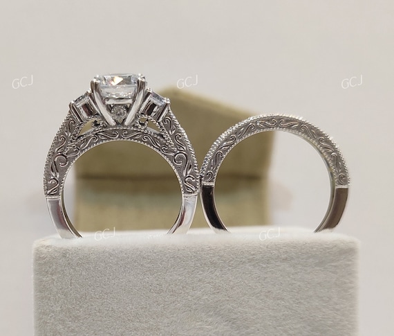 1920s Vintage Art Deco 2.20 CT White Round Cut Diamond