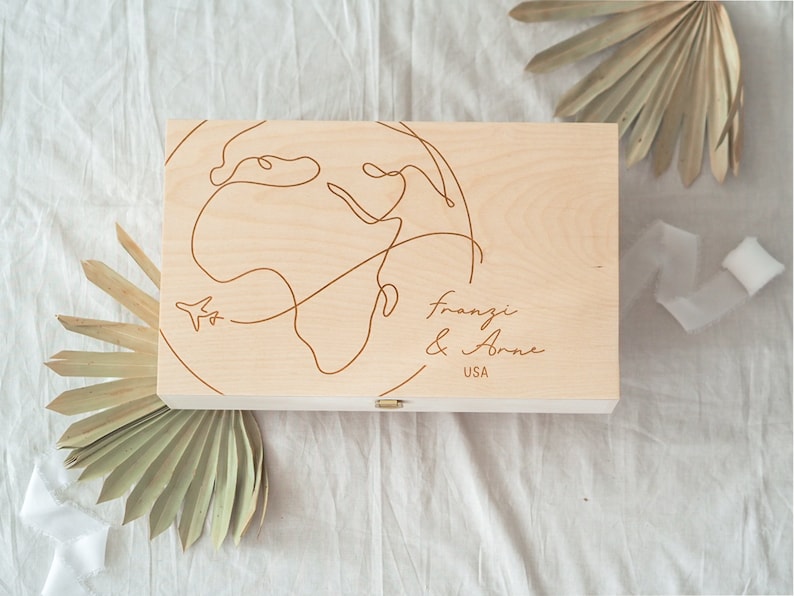 Personalisierte Erinnerungskiste aus Holz, Erinnerungsbox mit Namen, Erinnerungsbox für Brautpaare, Erinnerungskiste zur Hochzeit, Geschenk zur Hochzeit