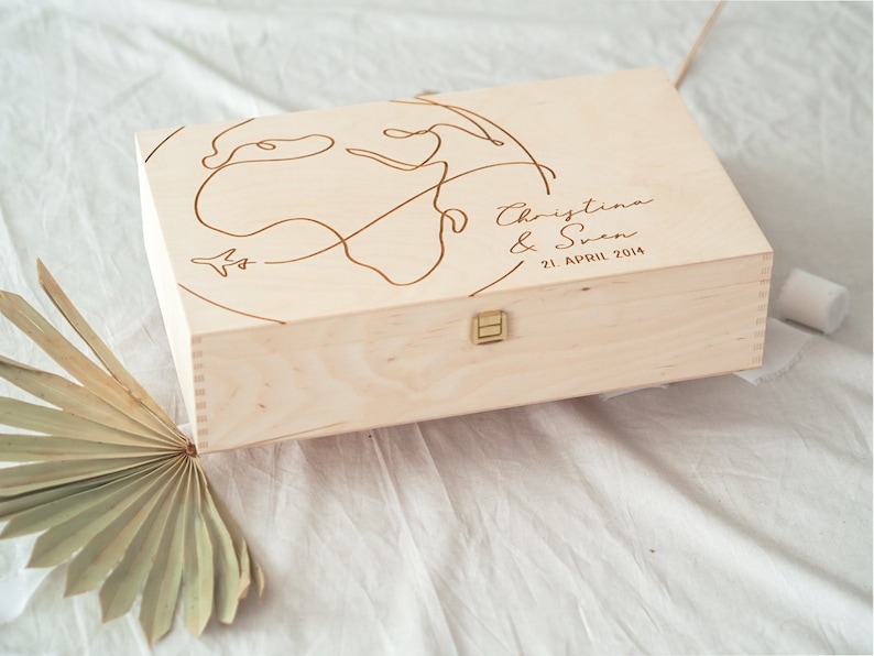 Personalisierte Erinnerungskiste aus Holz, Erinnerungsbox mit Namen, Erinnerungsbox für Brautpaare, Erinnerungskiste zur Hochzeit, Geschenk zur Hochzeit