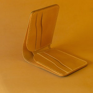 Verde oliva y cuero italiano natural 6 bolsillo de dos tonos Billfold Wallet