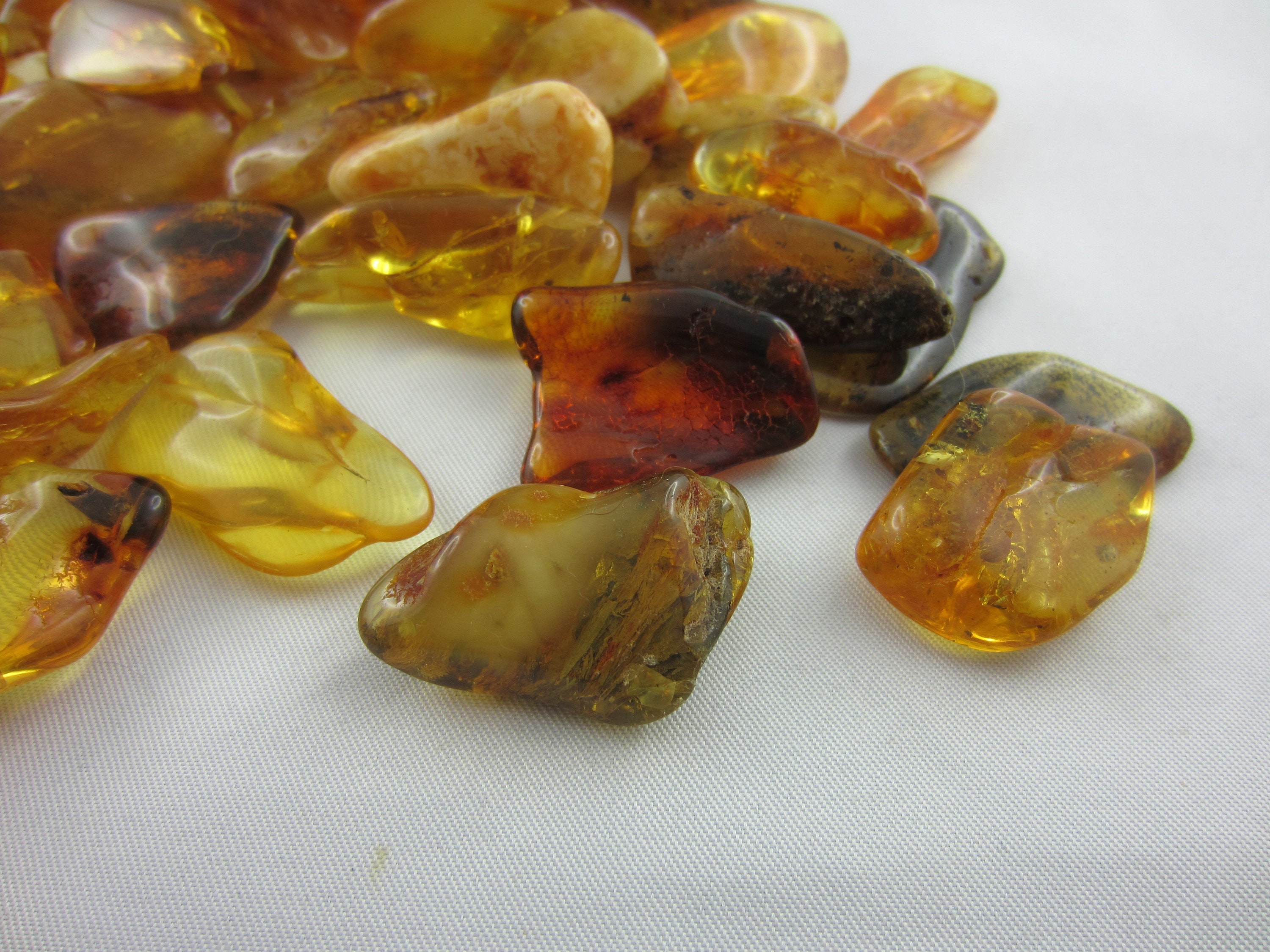 Pierre d'ambre de La Baltique .