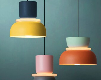 MUMUMI Nordic Retro Restaurant Chandelier Dining Table Lamp Personality Creative Art Single Head Pendant Light Bedside Square Hollow Black Decoration Hanging Light MUMUMI Nordic Retro Restaurant Chandelier Dining Table Lamp Personality Creative Art Single Head Pendant Light Bedside Square Hollow Black Decoration Hanging Light