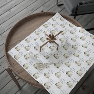 Rouleau de papier d'emballage de la future mariée, emballage cadeau personnalisé pour shower de mariage, cadeau personnalisé pour la mariée avec nom et date, emballage rose blanche image 5