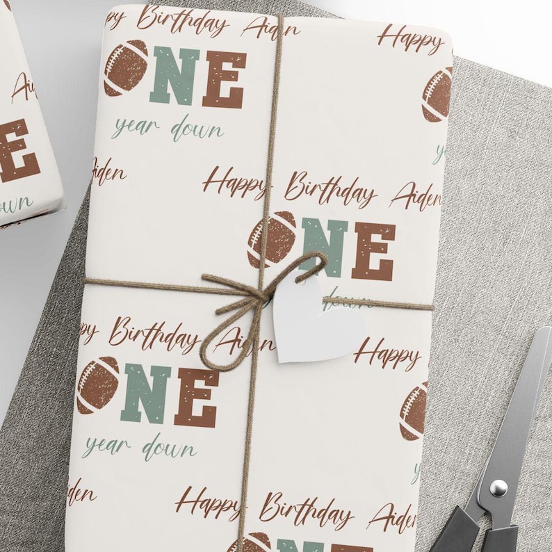 Inpakpapier First Down Verjaardag, Cadeaupapier First Year Down Gepersonaliseerde 1e verjaardag jongens afbeelding 3