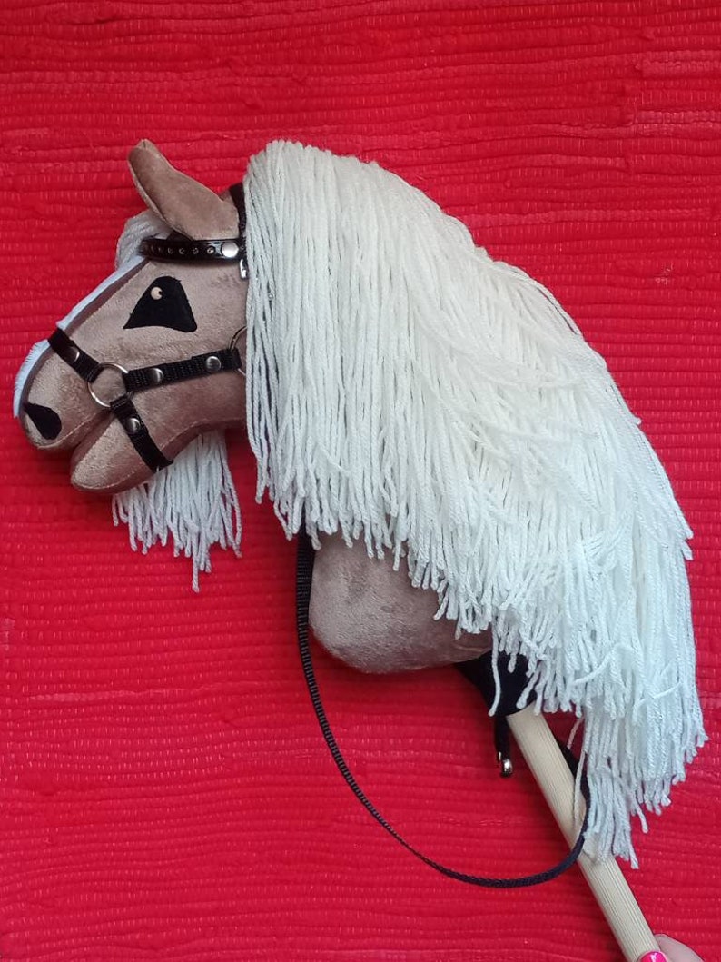 Hobby Horse Palomino A4 image 4