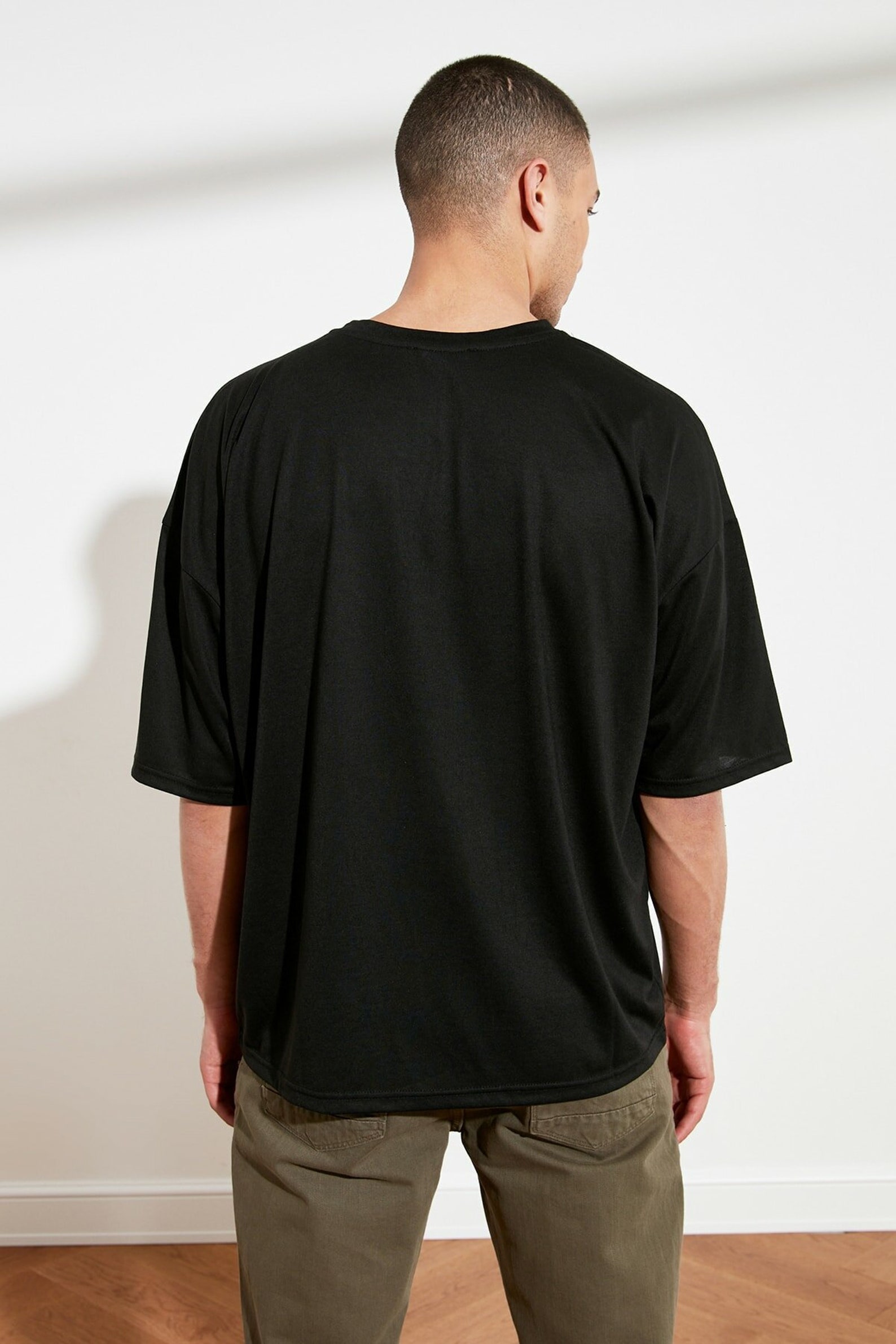 BLACK MALE BASIC Oversize Crew-Neck Short Sleeve T-shirt | Etsy