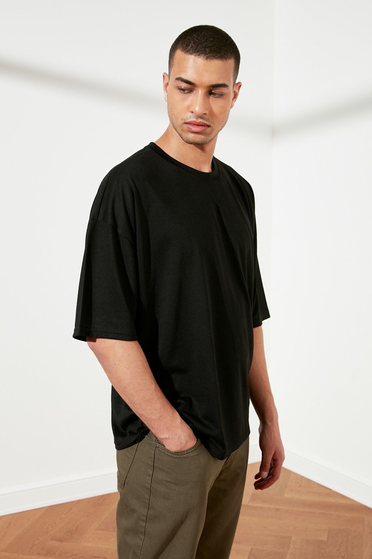 BLACK MALE BASIC Oversize Crew-Neck Short Sleeve T-shirt | Etsy