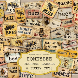 Puede incluir: Una colección de etiquetas de estilo vintage con temática de abejas, con textos como "Honey Farm", "Bees at Work", "Honeybee" y "100% Natural". Las etiquetas son de varios colores, incluyendo amarillo, rojo, azul y verde, y presentan ilustraciones de abejas y panales.