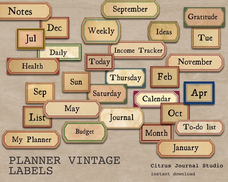 K&ouml;nnte beinhalten: Eine Sammlung von Etiketten im Vintage-Stil f&uuml;r Planer mit W&ouml;rtern wie "Notizen", "September", "Heute" und "Budget". Die Etiketten haben einen beigen Hintergrund mit roten, gr&uuml;nen und blauen R&auml;ndern. Der Text "Planner Vintage Labels" steht unten.