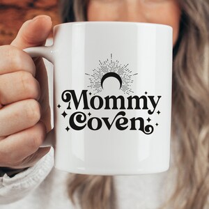 Mama Coven, Witchy Koffie Mok Thee Mok, Magische Mama Heks, Mama Maan Gift, Mystieke Moeder, Mystieke Hemelse Halloween Maan Tarot Kaart