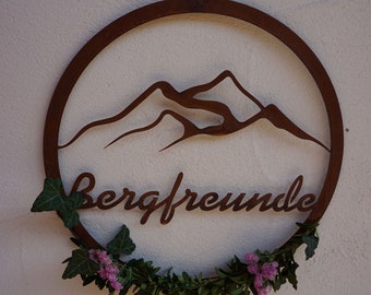 Sign "BERGFRIENDE" - patina - decorative ring - rust decoration