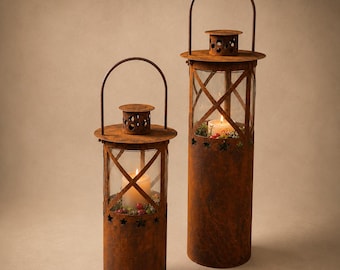 Rustic Lantern "Stella" - Garden Decoration - Rust