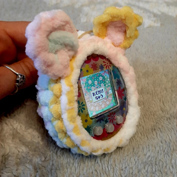 Regenbogen Tamagotchi Hülle Bär Pastel Sun Rainbow Case für viele Modelle Tamagotchi Uni, ON, meets, Mix, Smart, Ps,...kuschelig Farbverlauf