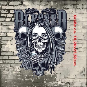 Blessed Skull Beauty Bügelbild