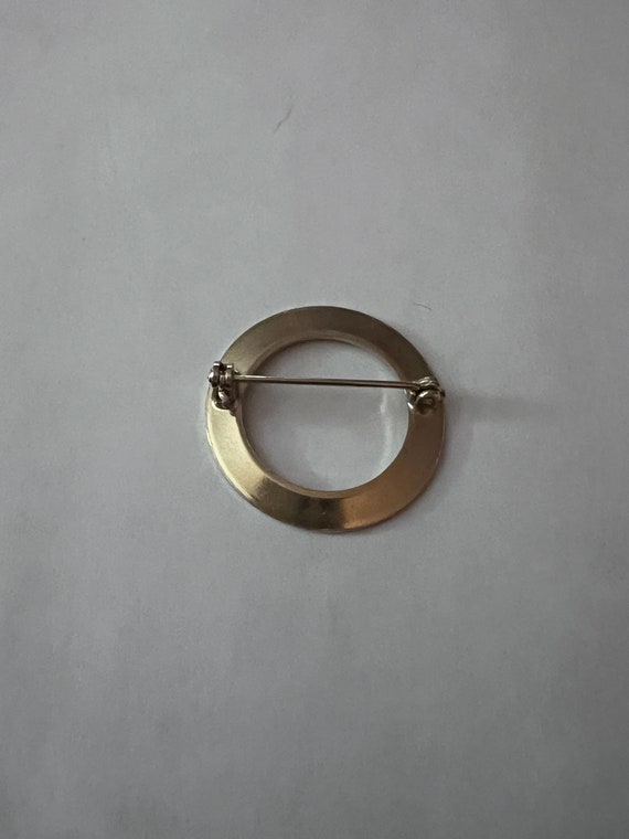 Vintage Classic Open Circle Pin Gold Tone Career … - image 3