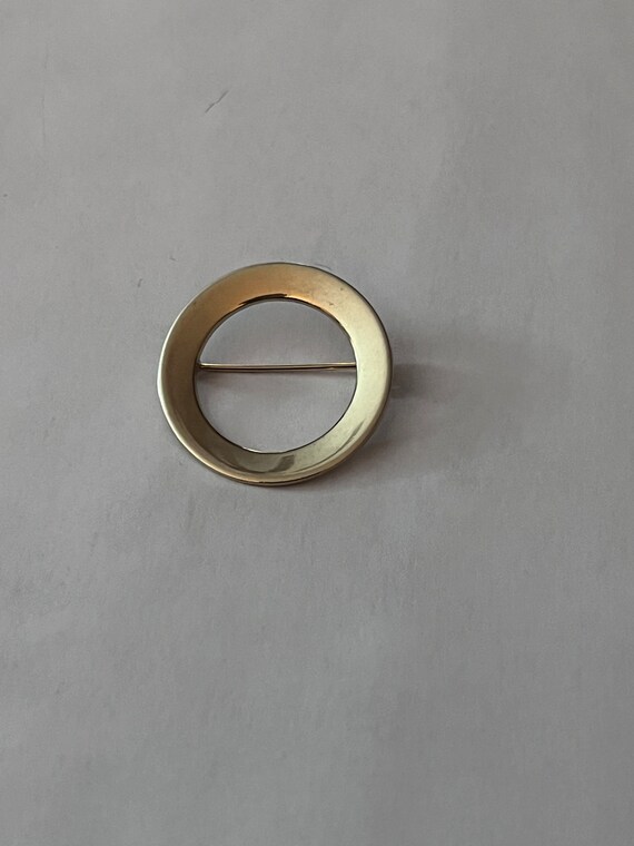 Vintage Classic Open Circle Pin Gold Tone Career … - image 4