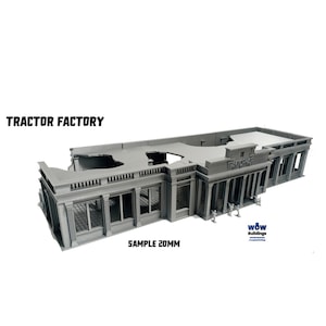 Op de afbeelding: Een grijs 3D-geprint model van een tractorfabriekgebouw met de tekst "TRACTOR FACTORY" aan de voorkant. Het model is op schaal 20 mm en is een voorbeeld van een groter gebouw.