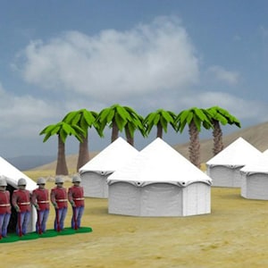 以下が含まれることがあります： 白いテントとヤシの木のある砂漠のキャンプの3Dプリントミニチュアシーン。赤い制服を着た6体のミニチュアフィギュアがテントの1つの前に立っています。画像の右上隅に「3d print terrain」というテキストが表示されています。